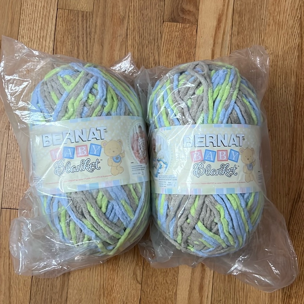 Bernat Baby Blanket Yarn 2 Skeins NEW